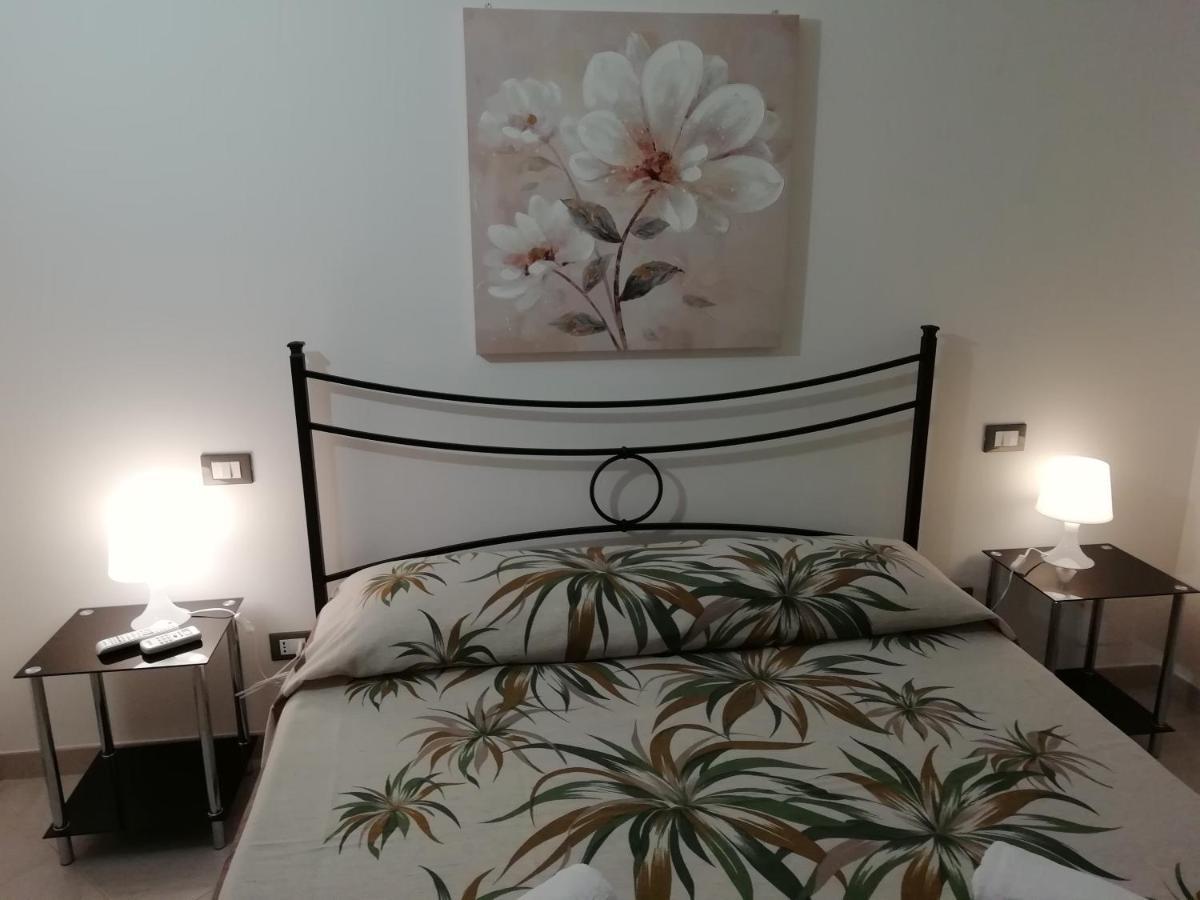Da Luigi Locazioni Brevi Turistiche Bed & Breakfast Monopoli Dış mekan fotoğraf